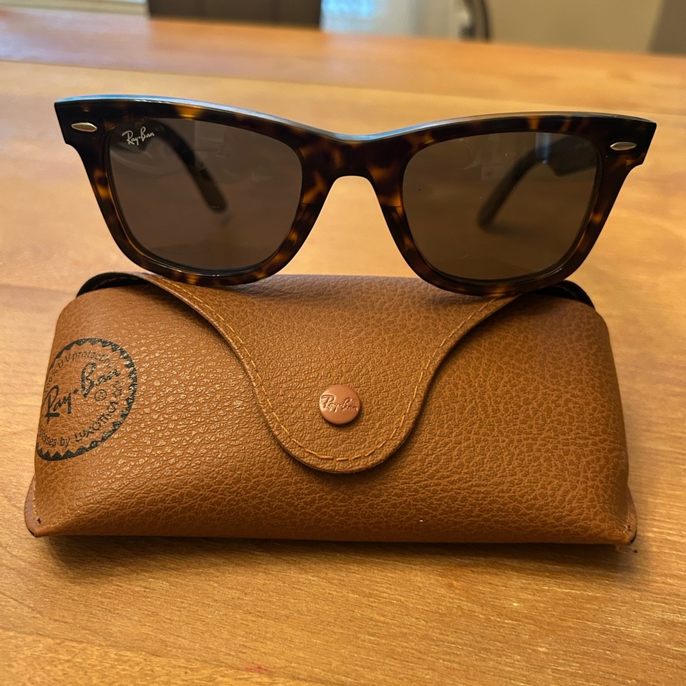 Ray-Ban Tortoise Wayfarer Sunglasses with Brown Lenses